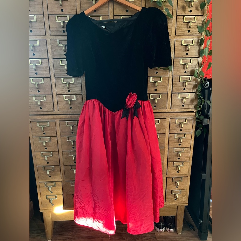 Gunne Sax Holiday Dress Vintage Size 13 - image 1